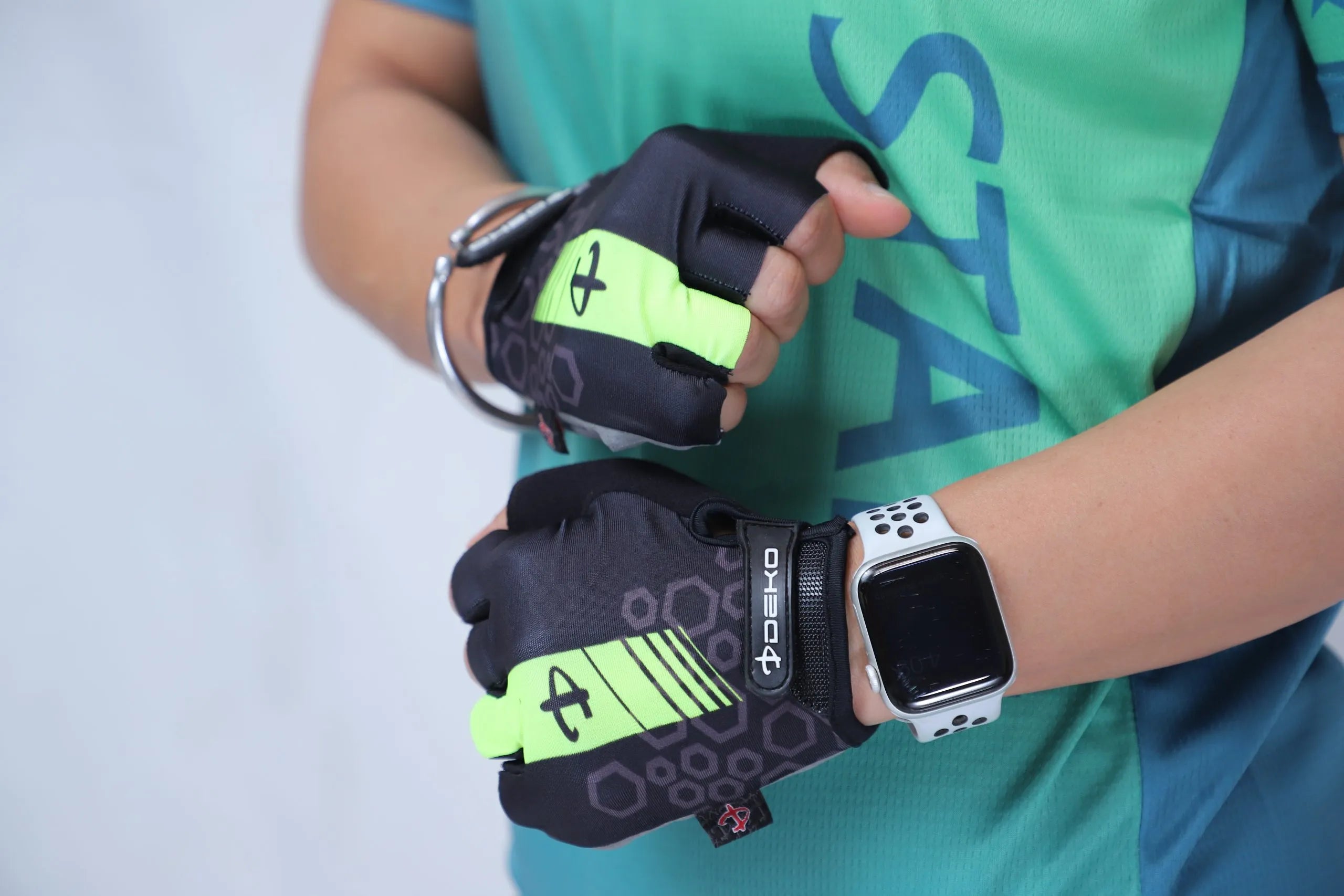 Sports Gloves Neon Green for Gym Cycling Weight Lifting - outgearsfitness